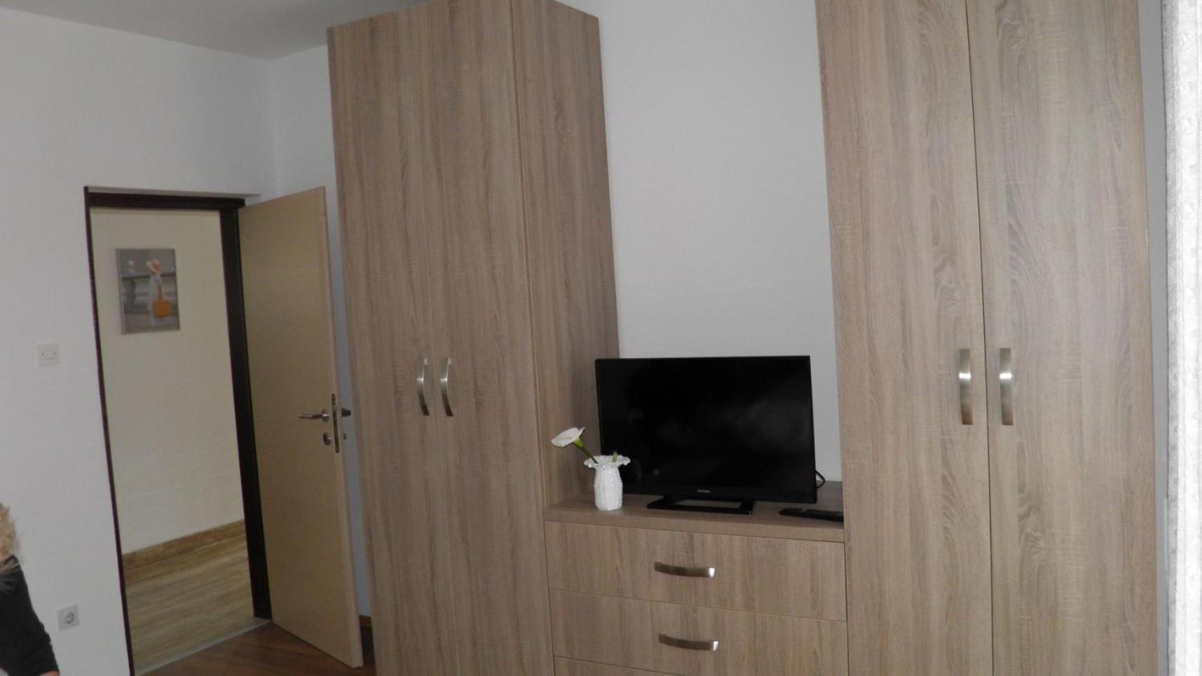 Apartment S Dvije Spavace Sobe 4 Osobe Selce